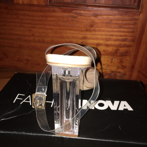 Fashion Nova -The Glass Slipper - Transparent - Picture 7 of 8